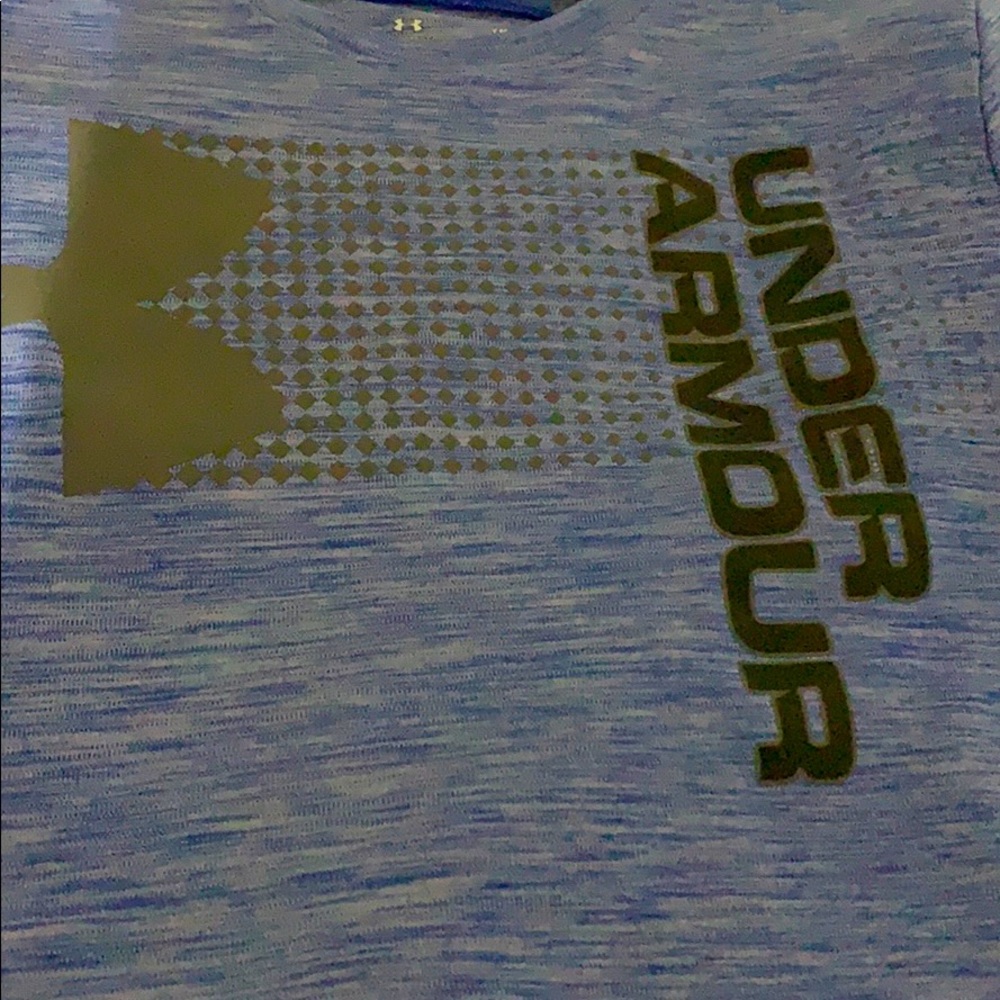 UA shirt size youth medium